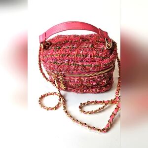 Glamorous Pink Mini Quilted Bag with Gold Chain
